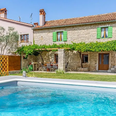 Villa Ivini In Brajkovici - Haus Fuer 5 Personen